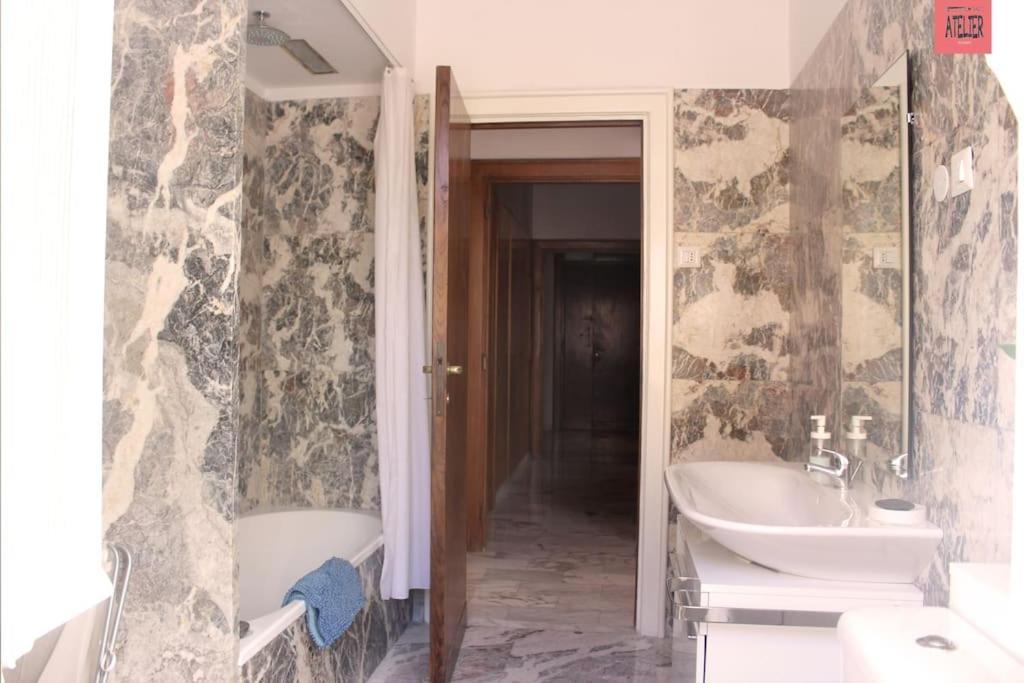 Dad's Atelier Bed and breakfast Roma